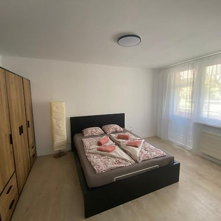 Apartman Kristina Štúrovo Eksteriør bilde
